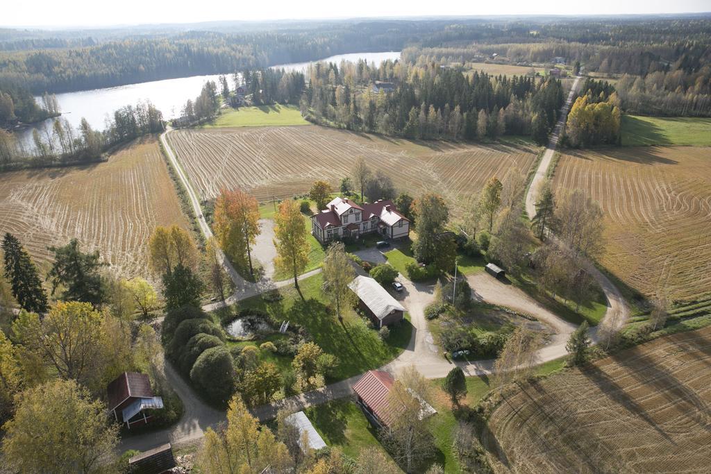 Loeydoen Kartano Hotel Ristiina Bilik gambar