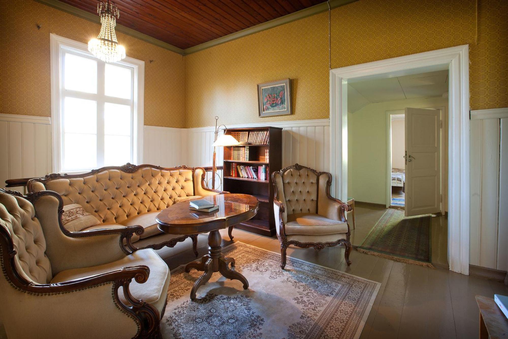 Loeydoen Kartano Hotel Ristiina Bilik gambar