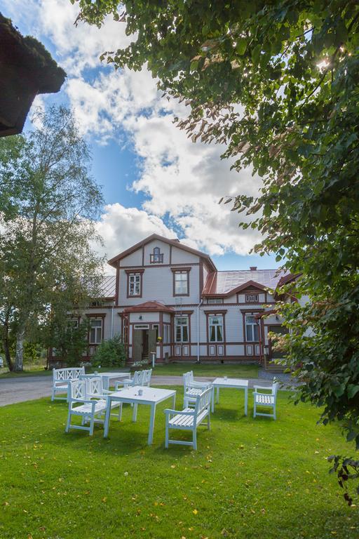 Loeydoen Kartano Hotel Ristiina Bilik gambar